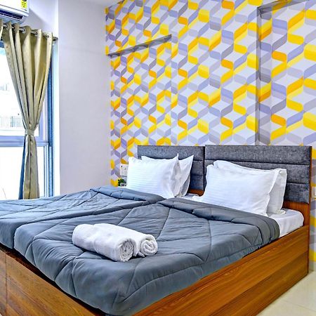 מומביי Hsquare Luxury Apartments Goregaon מראה חיצוני תמונה